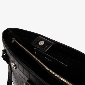 bonatina-bolso-cuero-croco-negro-lucrecia-grande-cuero-artesanal-detalle-171.jpg Bolso Bonatina de cuero croco negro de cuero artesanal, modelo Lucrecia, tamaño grande , vista de detalle