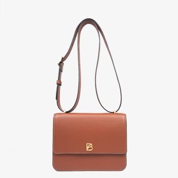 bonatina-cartera-cuero-artesanal-julia-pequena-suela-frente1-11.jpg Cartera de cuero artesanal Bonatina, modelo Julia, tamaño pequeño, color suela, vista de frente1