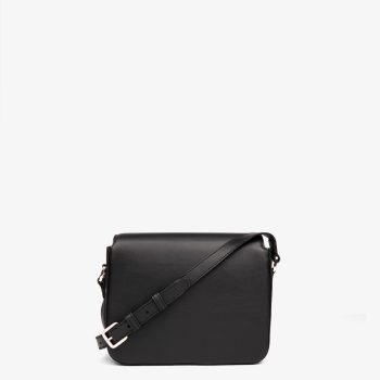 bonatina-cartera-cuero-artesanal-martina-pequena-negro-espalda-61.jpg Cartera de cuero artesanal Bonatina, modelo Martina, tamaño pequeño, color negro, vista de espalda