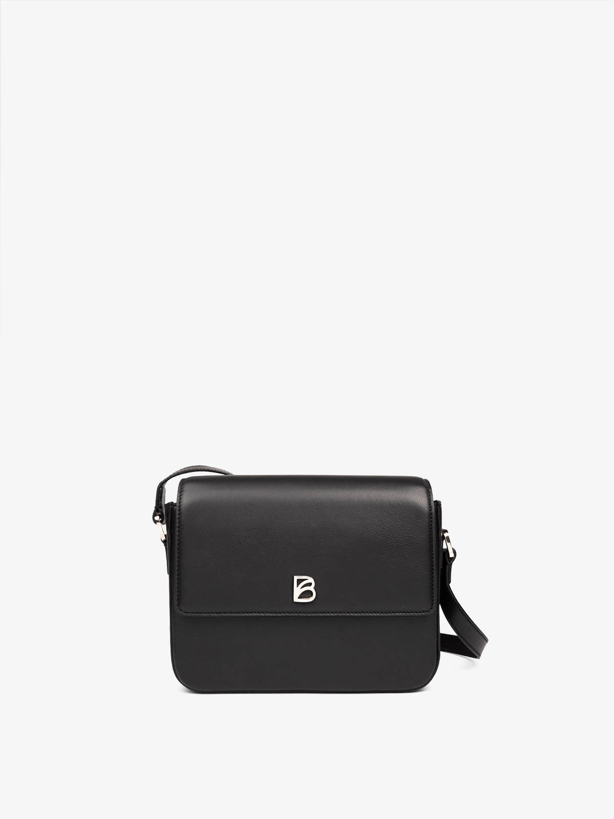 Cartera de cuero artesanal Bonatina, modelo Martina, tamaño pequeño, color negro, vista de frente