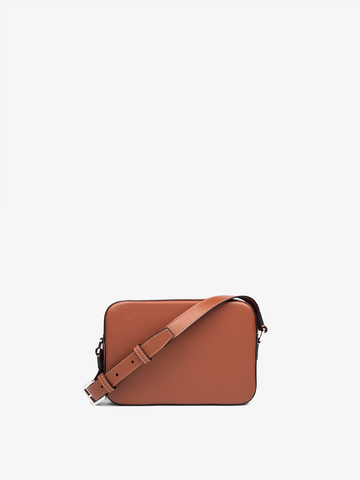 bonatina-cartera-elegante-mujer-jana-pequena-suela-espalda-88.jpg Cartera elegante para mujer de cuero argentino Bonatina, modelo Jana , tamaño pequeño, en color suela, vista de espalda