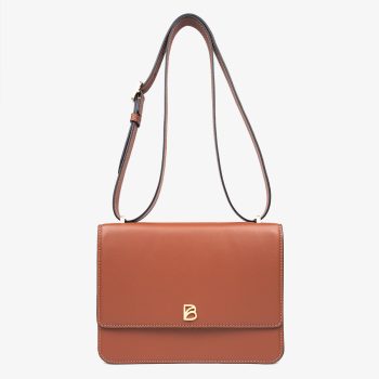 bonatina-cartera-elegante-mujer-julia-mediana-suela-frente1-16.jpg Cartera elegante para mujer de cuero argentino Bonatina, modelo Julia, tamaño mediana, en color suela, vista de frente1