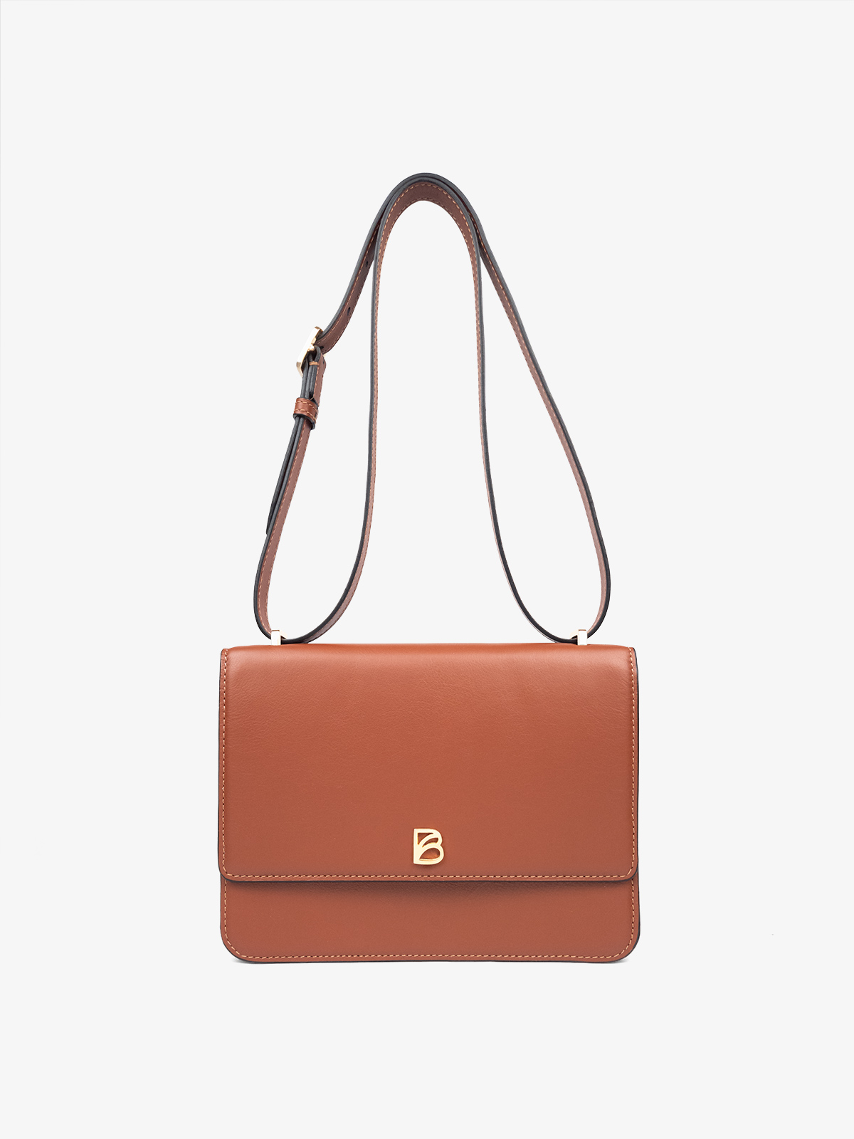 bonatina-cartera-elegante-mujer-julia-mediana-suela-frente1-16.jpg Cartera elegante para mujer de cuero argentino Bonatina, modelo Julia, tamaño mediana, en color suela, vista de frente1