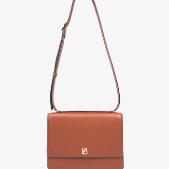 bonatina-cartera-elegante-mujer-julia-mediana-suela-frente2-16.jpg Cartera elegante para mujer de cuero argentino Bonatina, modelo Julia , tamaño mediana, en color suela, vista de frente2